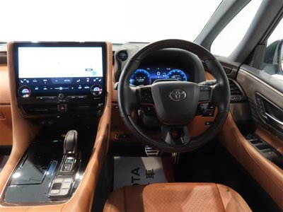 TOYOTA VELLFIRE - 6