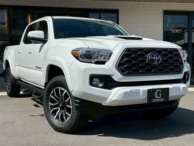 TOYOTA TACOMA - 9