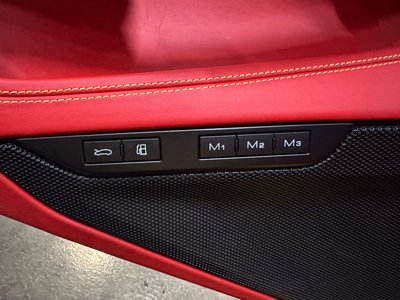 2021 Ferrari F8 TRIBUTO 缩略图 17