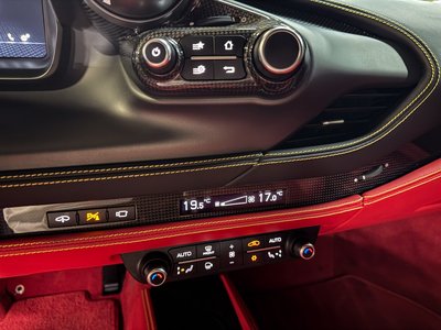 2021 Ferrari F8 TRIBUTO 缩略图 12