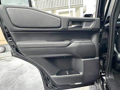 صورة مصغرة 40 لـ 2025 Toyota LAND CRUISER 250
