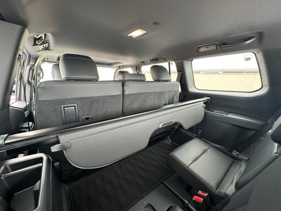 صورة مصغرة 49 لـ 2025 Toyota LAND CRUISER 250