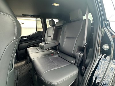 صورة مصغرة 38 لـ 2025 Toyota LAND CRUISER 250