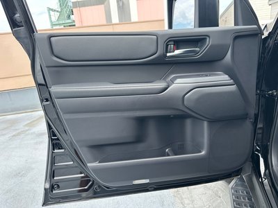 صورة مصغرة 36 لـ 2025 Toyota LAND CRUISER 250