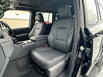 صورة مصغرة 34 لـ 2025 Toyota LAND CRUISER 250