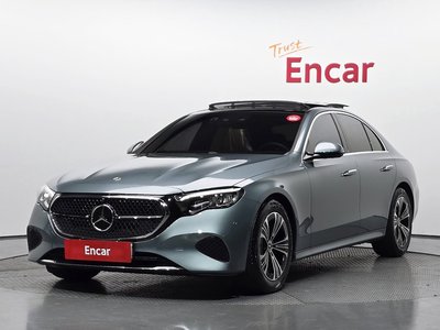 MERCEDES-BENZ E-CLASS - 1