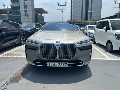 BMW 7 SERIES - 5