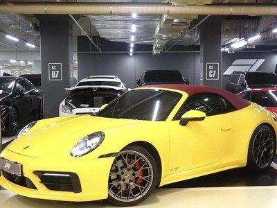 PORSCHE 911 - 1