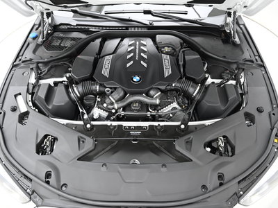 BMW 8 SERIES - 7