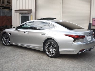 LEXUS LS - 9