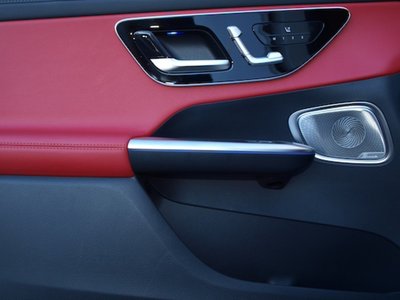 MERCEDES-BENZ GLC - 7