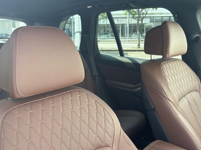 2026 BMW X5 — миниатюра 31