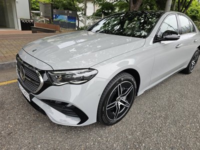 MERCEDES-BENZ E-CLASS - 3