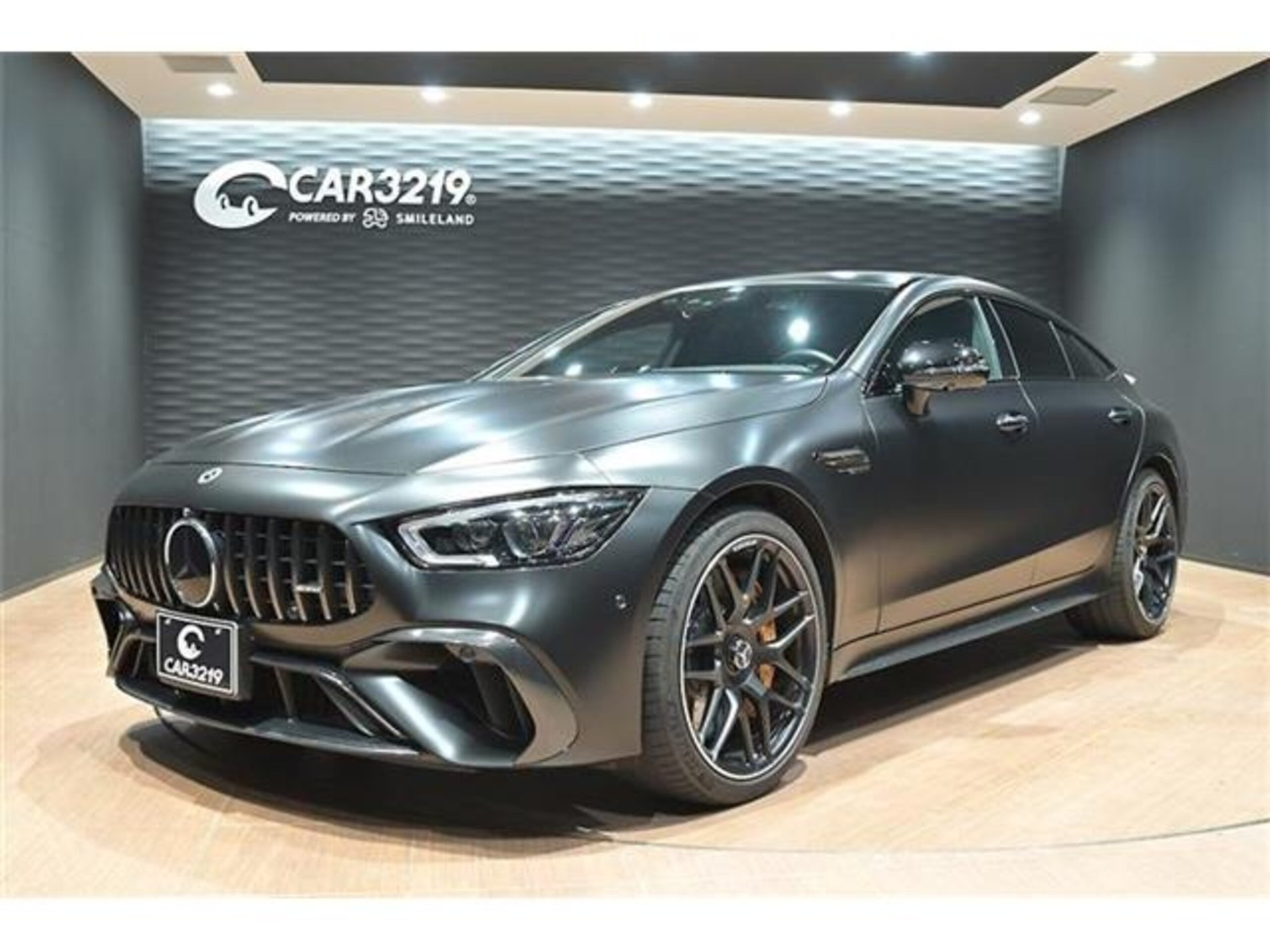 MERCEDES-BENZ GT 4-DOOR COUPE AMG - View 1