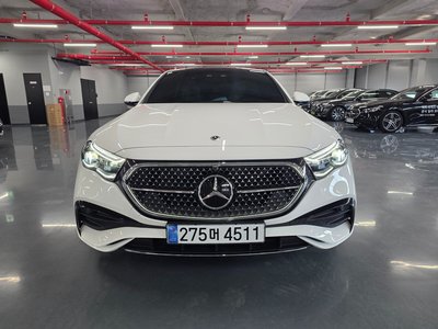 MERCEDES-BENZ E-CLASS - 1