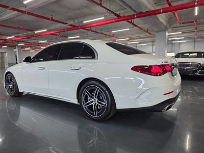 MERCEDES-BENZ E-CLASS - 3