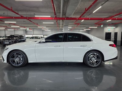 MERCEDES-BENZ E-CLASS - 2