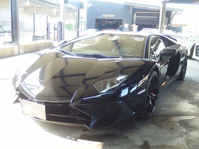 2016 Lamborghini AVENTADOR — миниатюра 12