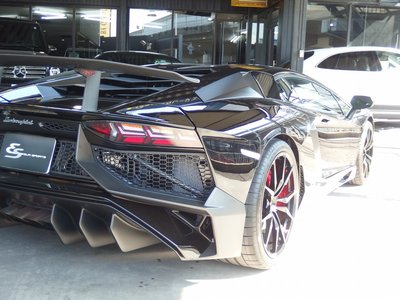 2016 Lamborghini AVENTADOR — миниатюра 21