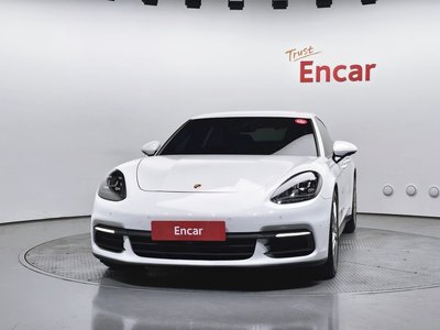 PORSCHE PANAMERA - 2