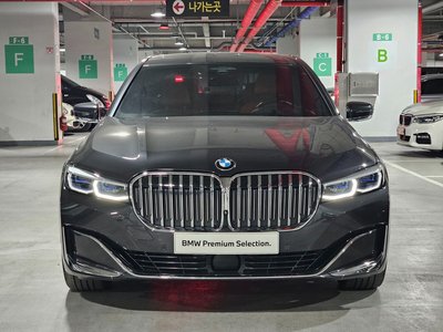 BMW 7 SERIES - 2