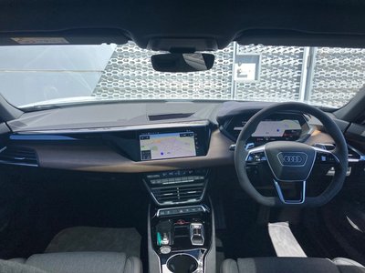 AUDI E-TRON GT QUATTRO - 4