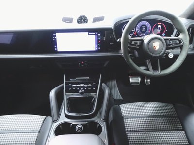 2025 Porsche CAYENNE 缩略图 12