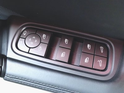 2025 Porsche CAYENNE 缩略图 22