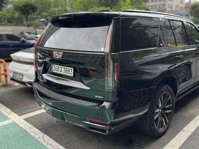 2021 Cadillac ESCALADE 5TH GENERATION photo 3