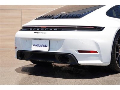 PORSCHE 911 - 9