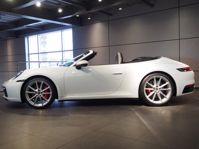 PORSCHE 911 - 10
