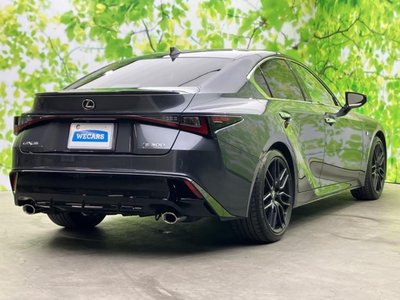LEXUS IS - 3