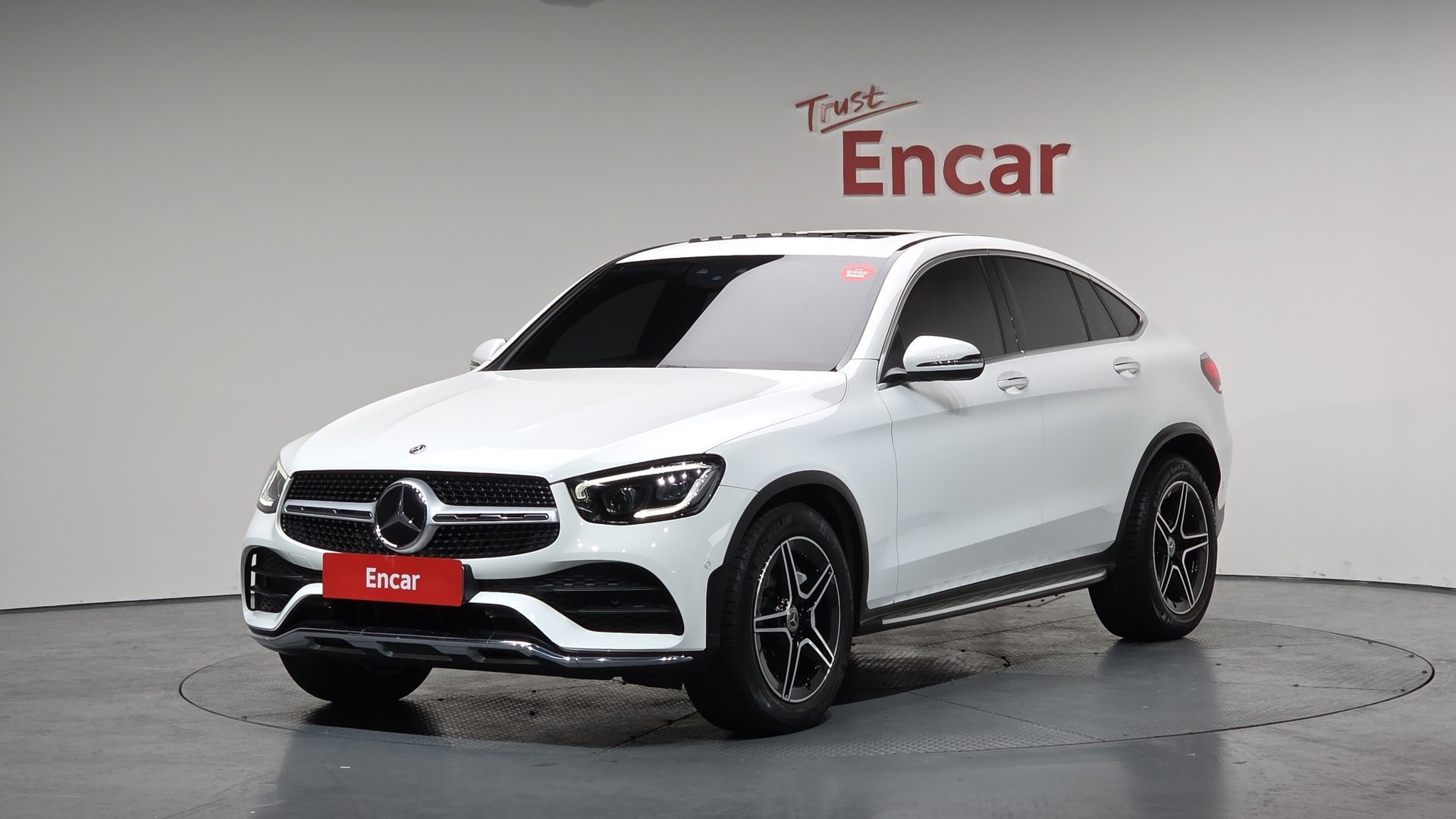 MERCEDES-BENZ GLC - View 1
