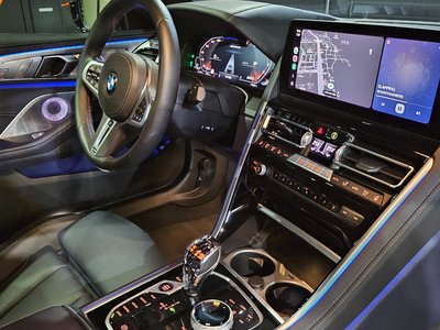 BMW 8 SERIES - 10