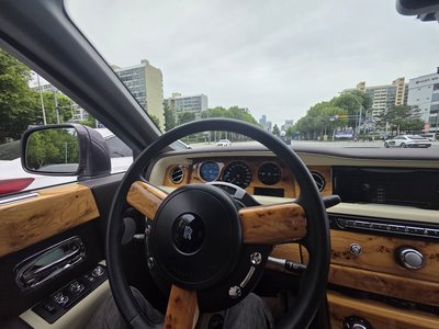 ROLLS-ROYCE PHANTOM - 7