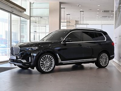 BMW X7 - 1