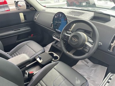 MINI MINI COUNTRYMAN - 4