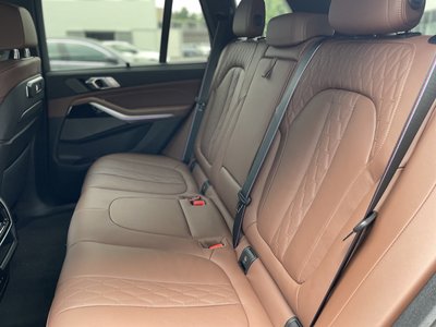 2025 BMW X5 photo 9