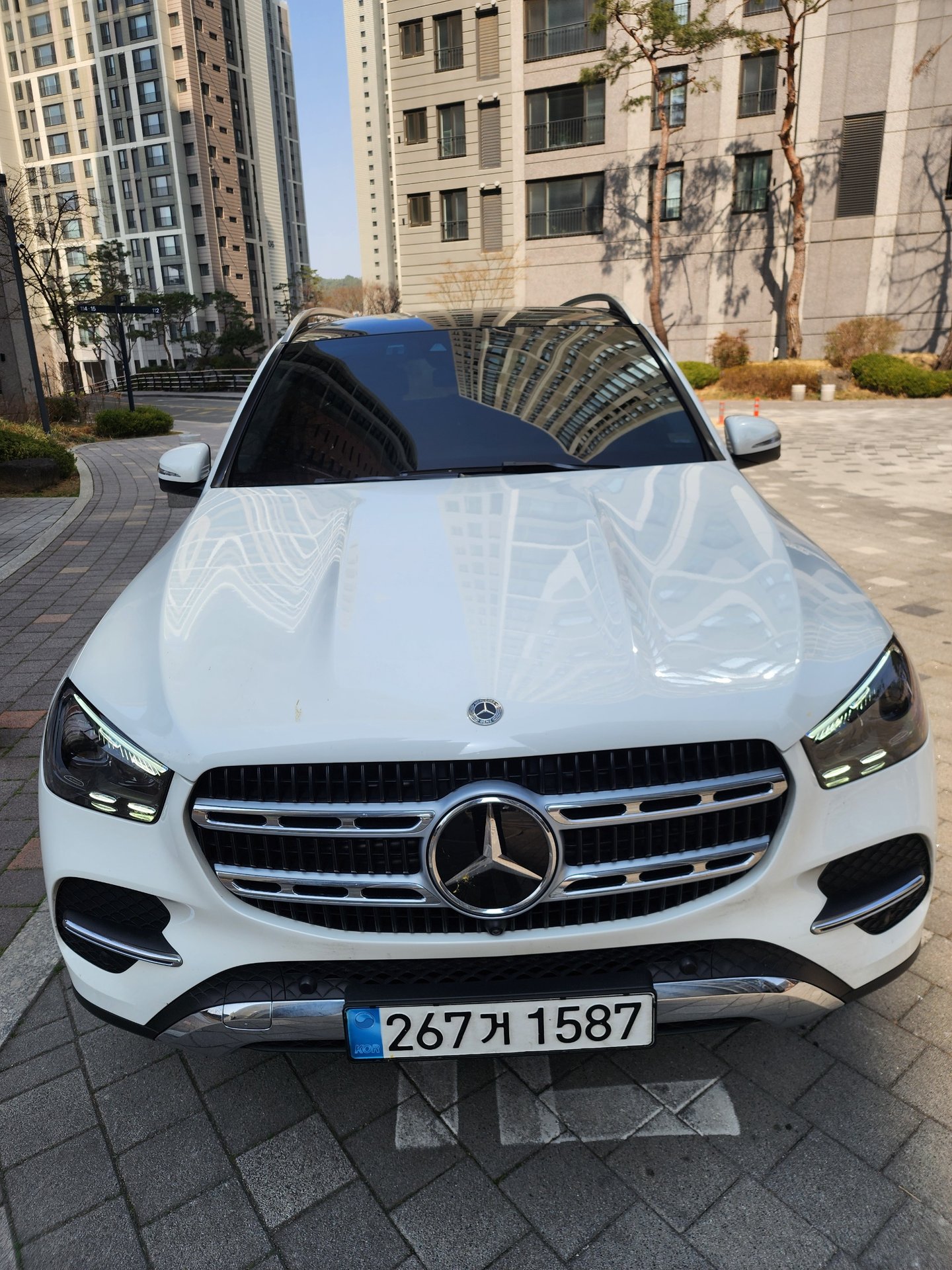 MERCEDES-BENZ GLE - View 1