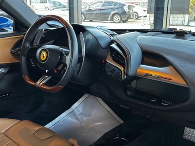 FERRARI SF90 - 8
