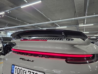 PORSCHE 911 - 5