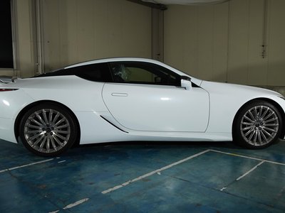 2023 Lexus LC — миниатюра 11