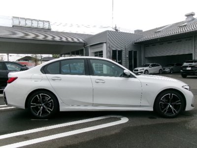 BMW 3 SERIES - 10