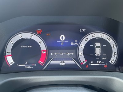 TOYOTA LAND CRUISER - 9