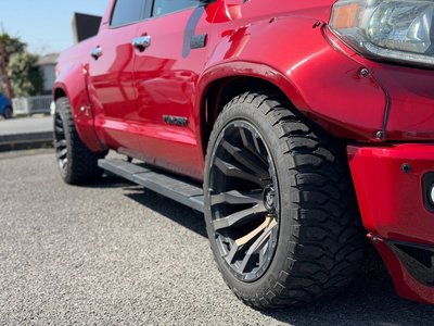 TOYOTA TUNDRA - 6