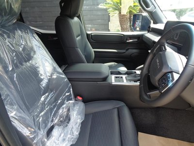 2026 Toyota LAND CRUISER 250 缩略图 12