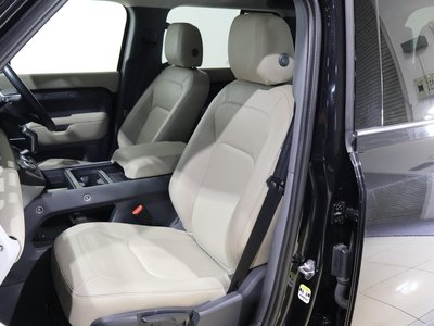 LAND ROVER DEFENDER - 3