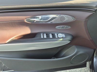 2021 Genesis GV70 photo 9