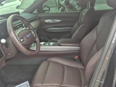 2021 Genesis GV70 — миниатюра 17