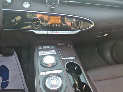 2021 Genesis GV70 — миниатюра 14